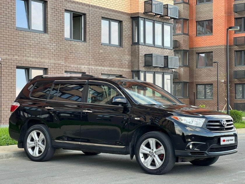 Toyota Highlander 3.5 at, 2013