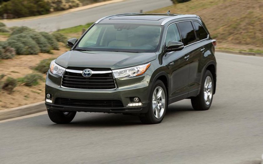 Тойота хайлендер 2014