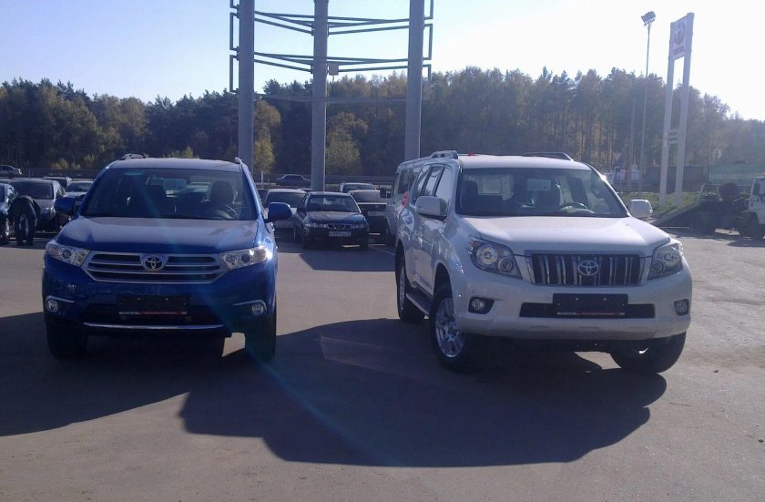 Прадо и хайлендер