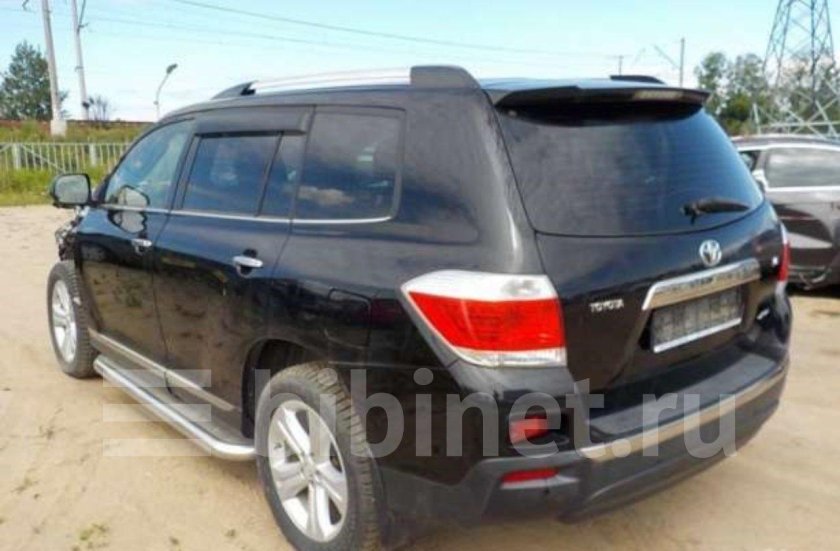 Тойота хайлендер 2013