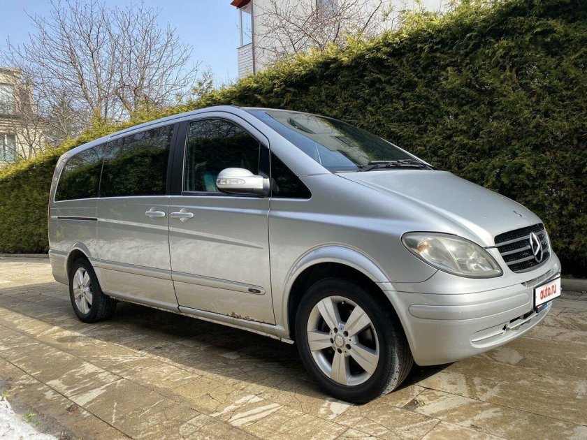 Мерседес виано 2004