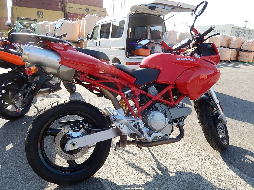 Ducati Multistrada 620