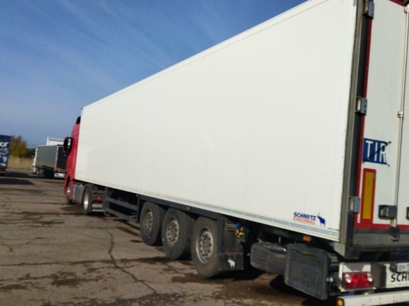 Полуприцеп рефрижератор шмитц каргобулл