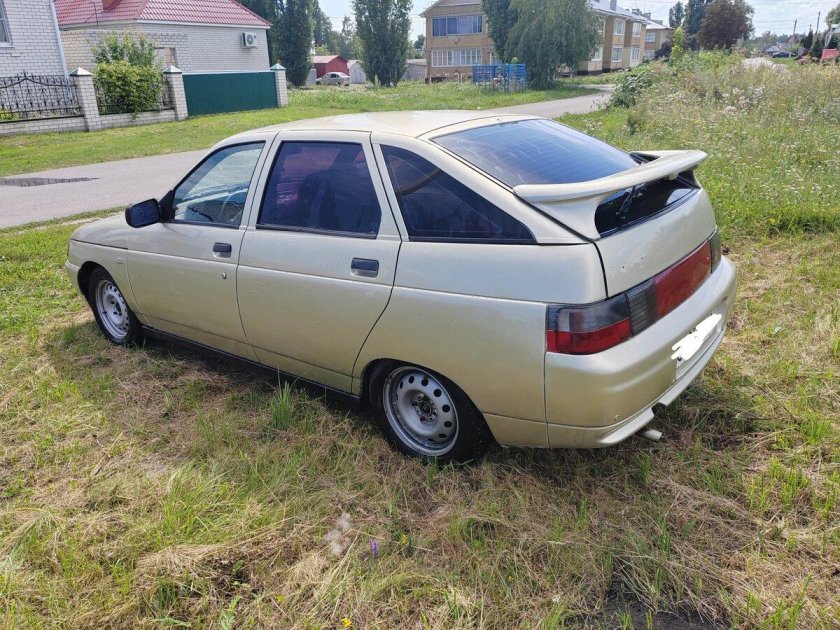 ВАЗ 2112 хэтчбек