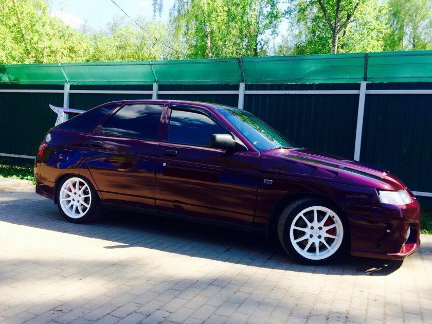 ВАЗ 2112 хэтчбек