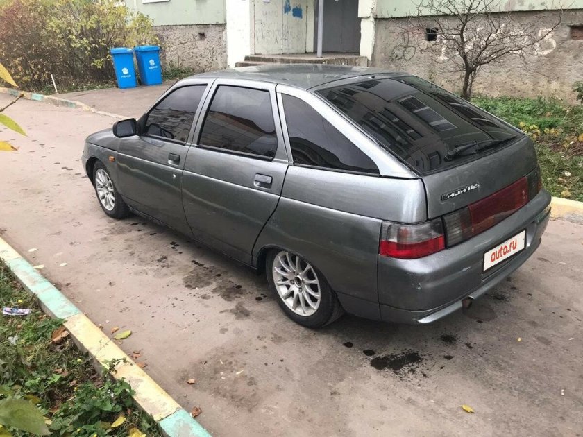 Лада ВАЗ 2112 серая