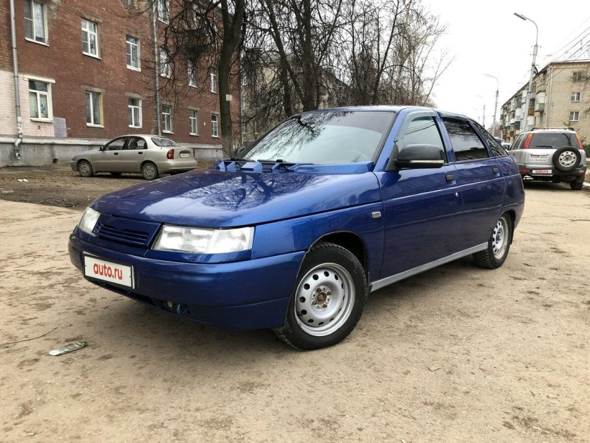 ВАЗ 2112 синяя