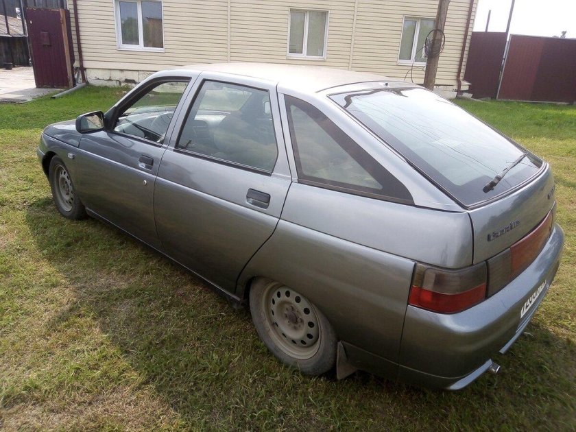 ВАЗ 2112 1998