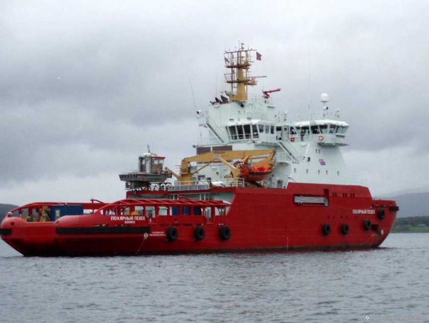 Полар Певек судно