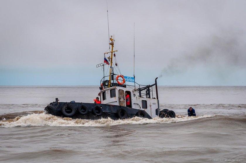 Катер буксир 1439