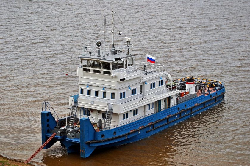 Буксир толкач Волгарь