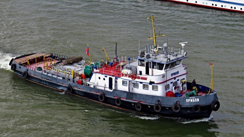 Буксир толкач-33б