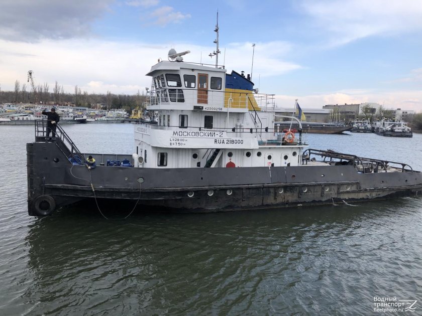 Речные теплоходы толкачи