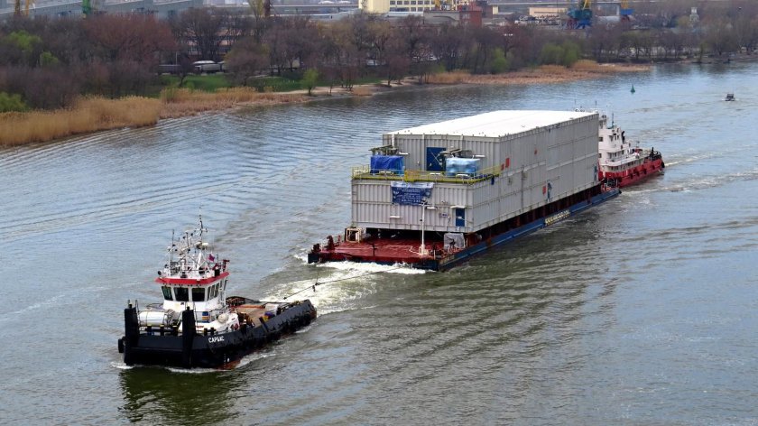 Речные буксиры и толкачи
