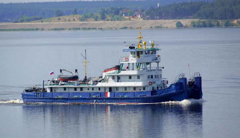 Речные буксиры и толкачи