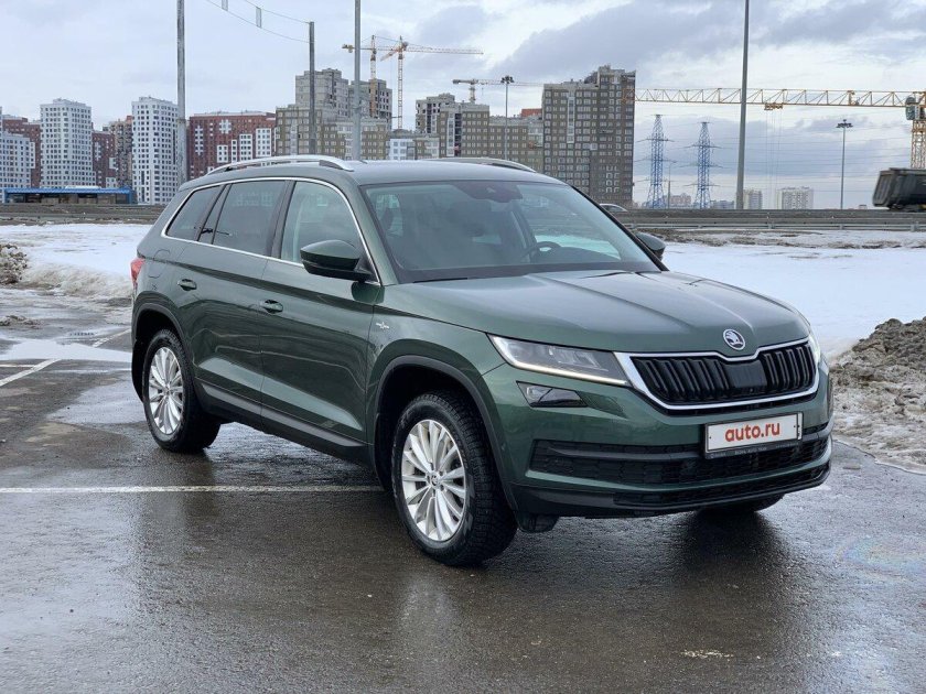 Серый Skoda Kodiaq i 1.4 AMT (150 Л.С.) 4wd с пробегом