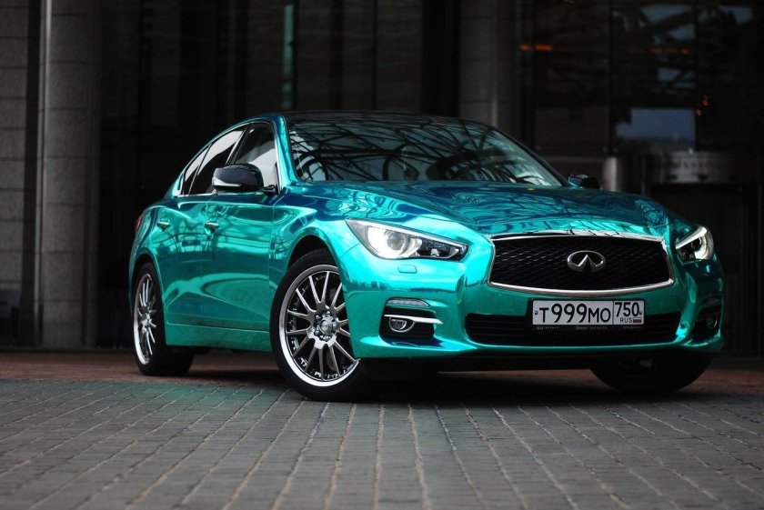 Зеленый Инфинити