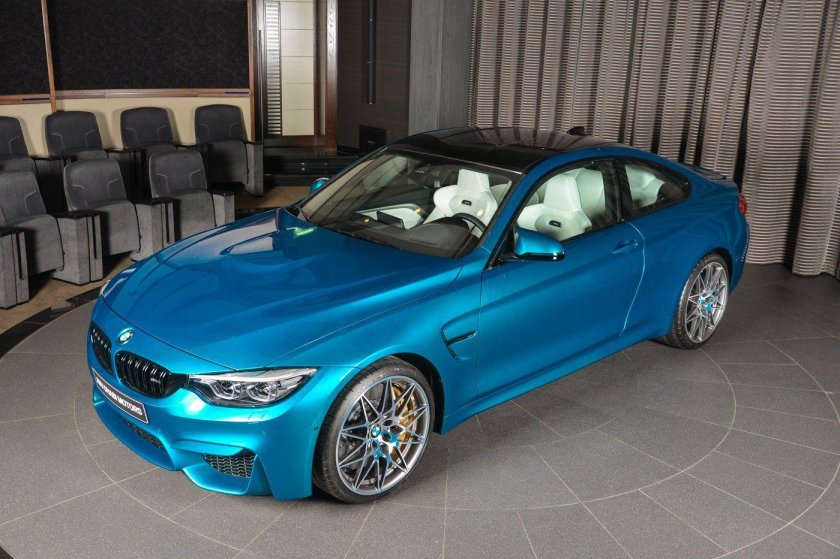 BMW m4 Competition бирюзовый
