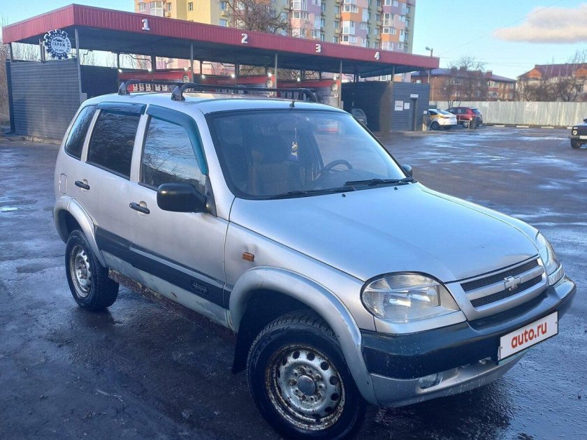 Шевроле нива 2003 год