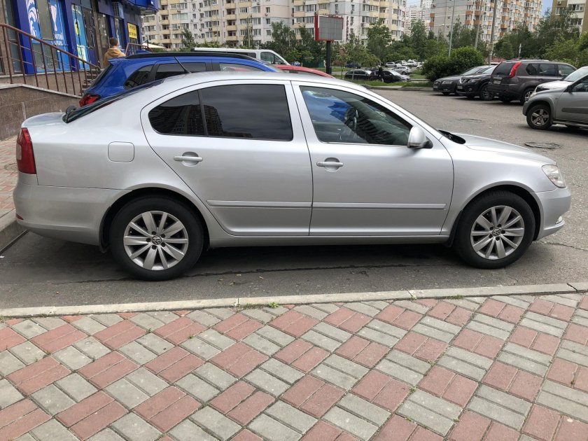 Skoda Octavia r16