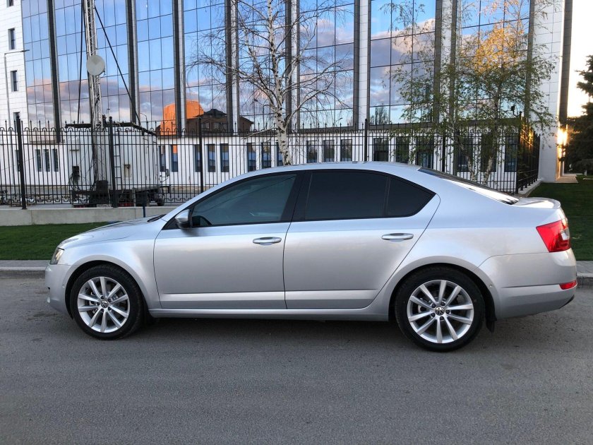 Skoda Octavia r17