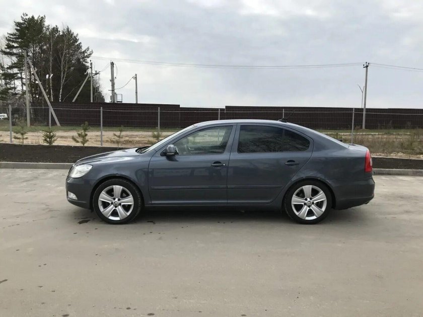 Октавия а5 Доломиты r17