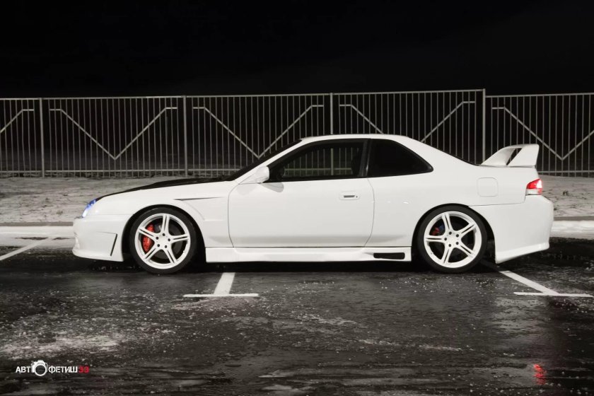 Honda Prelude белая