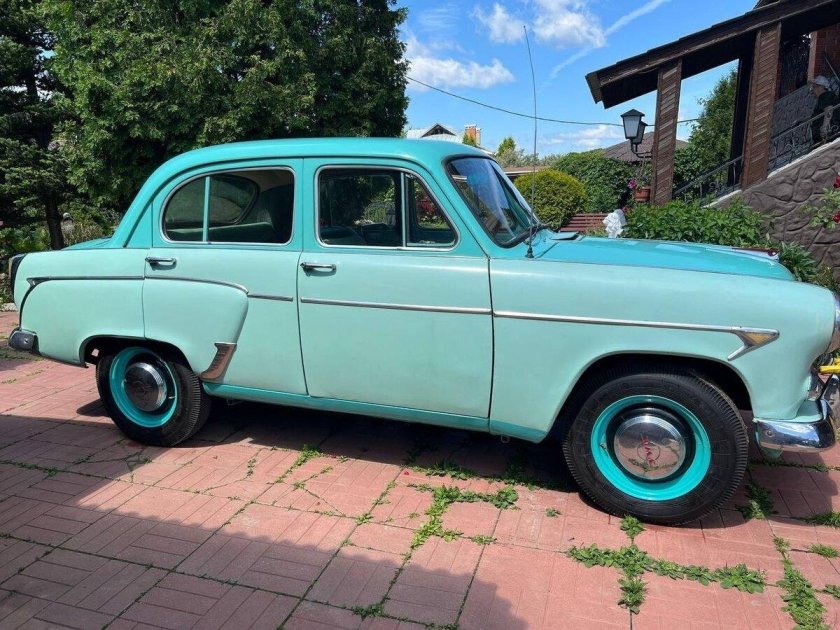 Москвич 407 зеленый