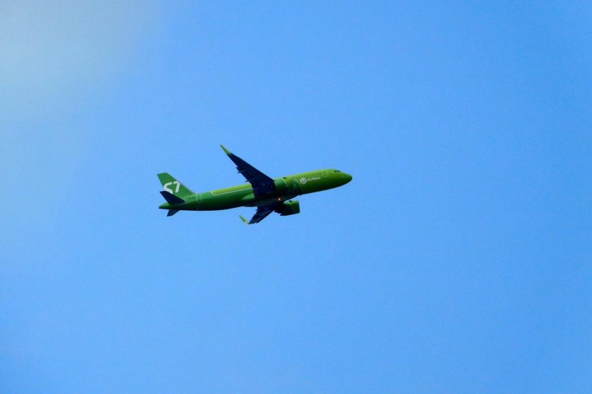 Зелёный самолёт