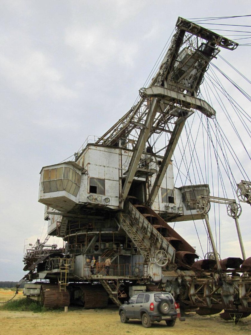 Шагающий экскаватор полюс золото