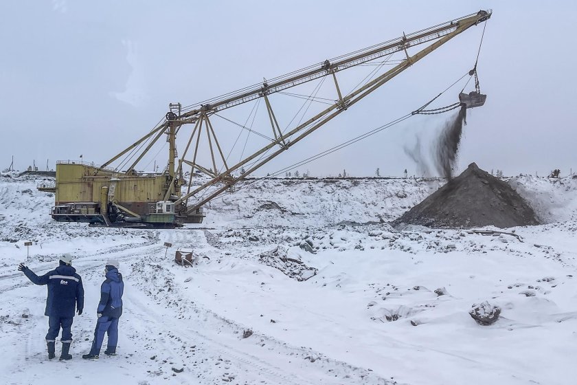 Эш 10 70 экскаватор