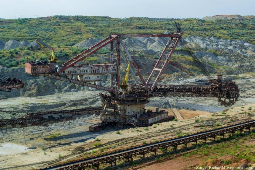 Шагающий экскаватор Эш 65.100