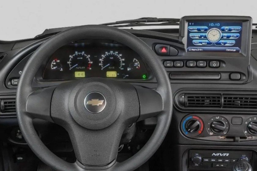 Новая шевроле нива салон