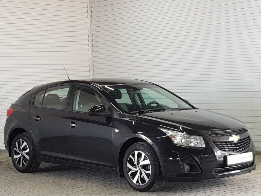 Chevrolet Cruze 2013 хэтчбек