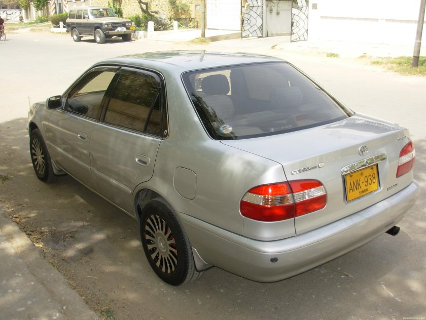 Toyota Corolla 1998