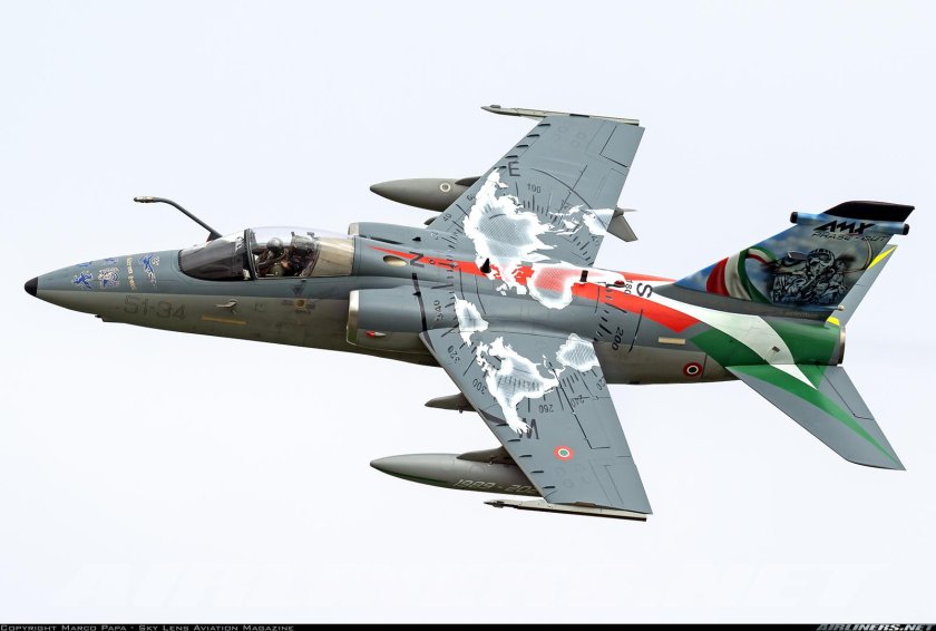 Альфа джет самолет