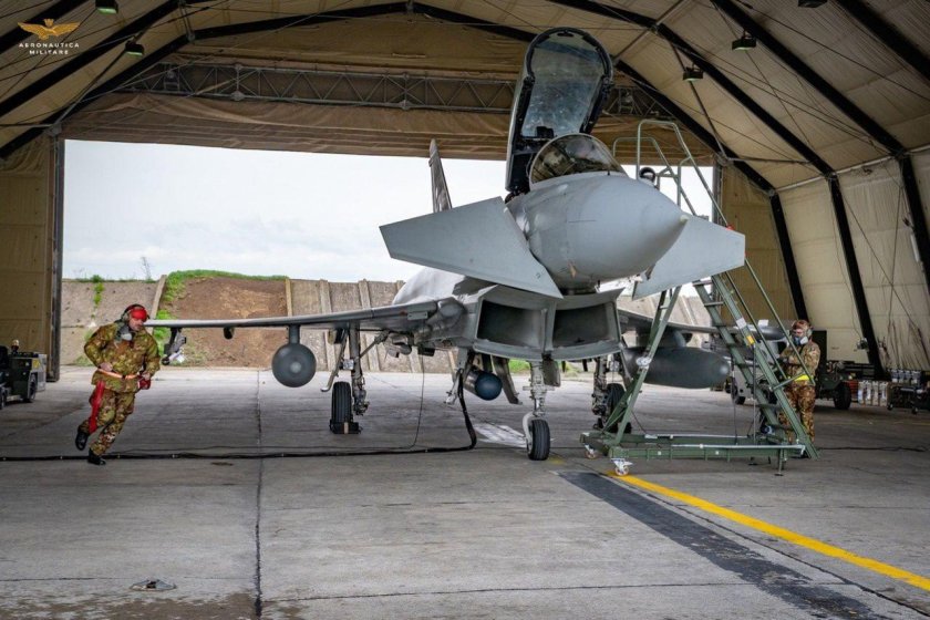 Военная база