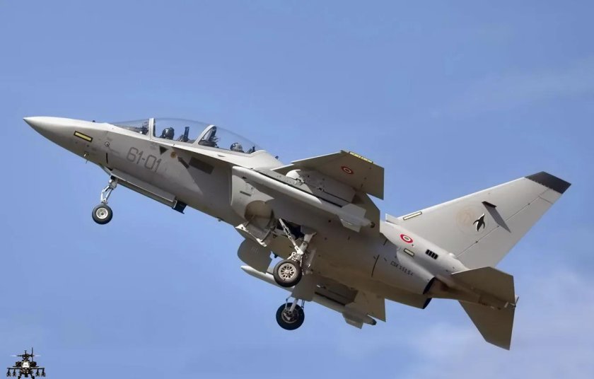 Alenia Aermacchi t-346 Master