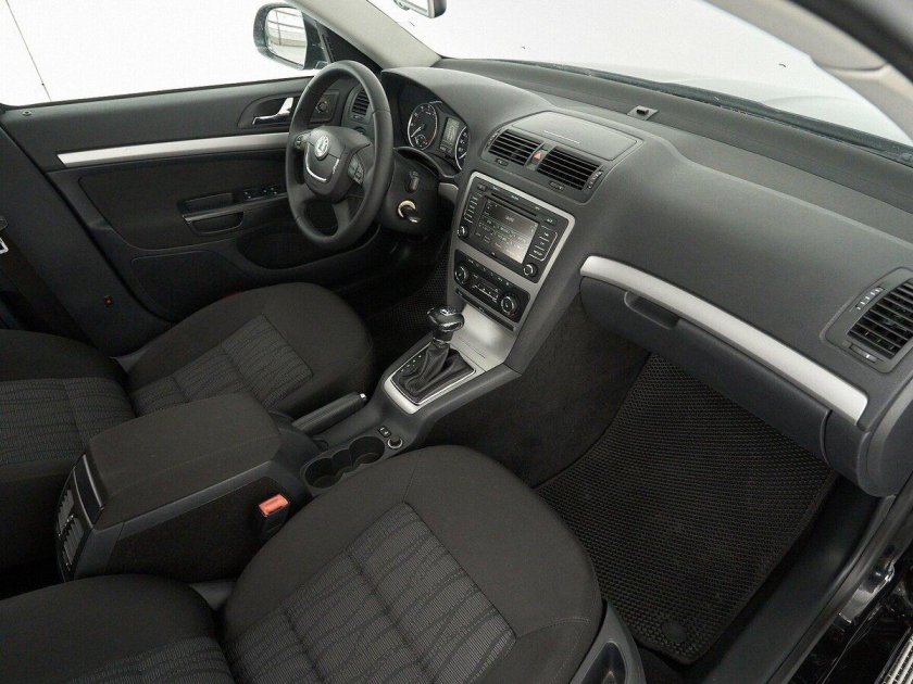 Skoda octavia a5 2008 салон
