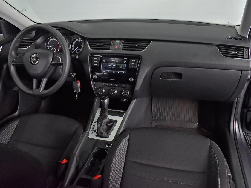 Шкода октавия 2018 салон