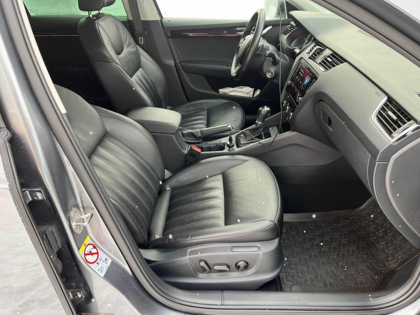 Серая шкода октавия