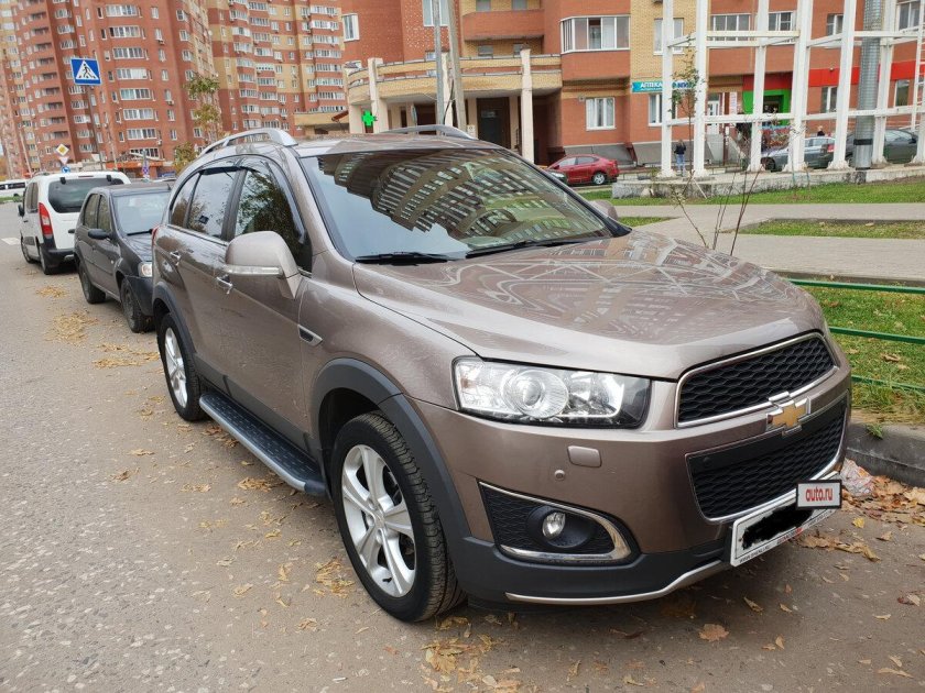 Шевроле Каптива 2014 коричневый