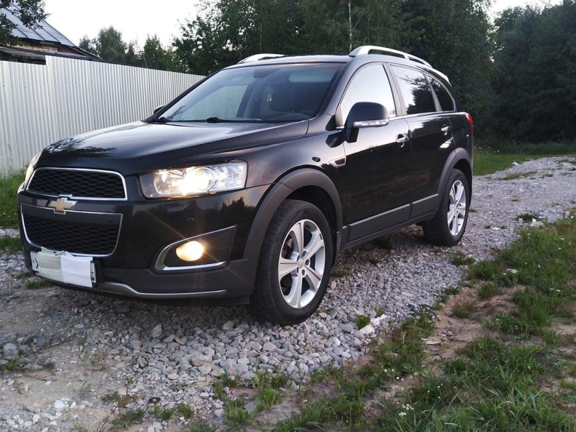 Шевроле Каптива черный 2014