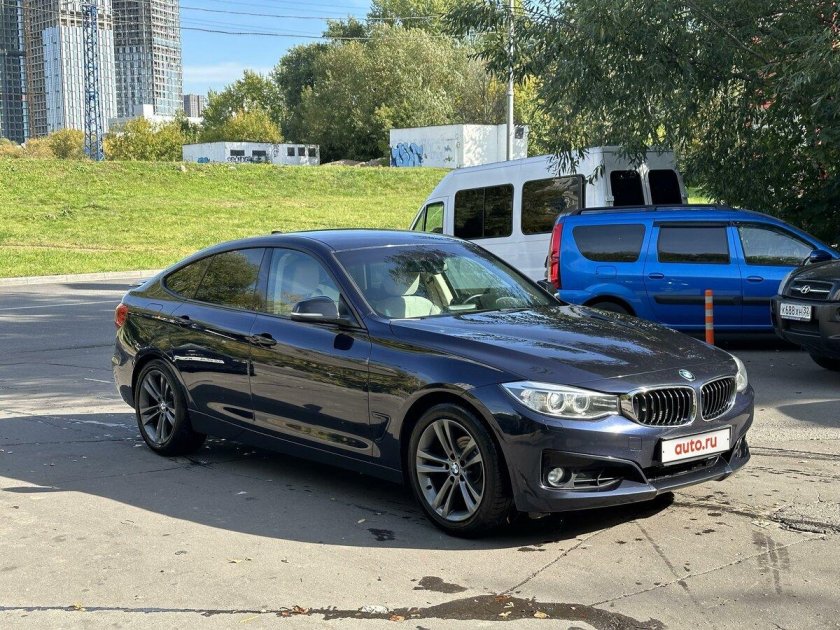 BMW 320 2016 черная
