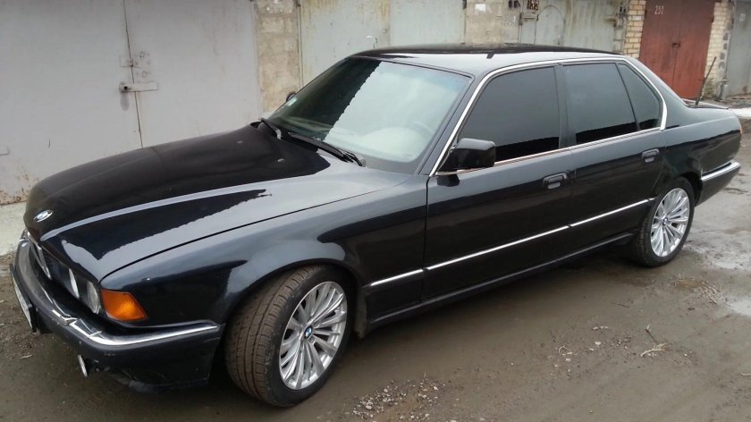 БМВ 730 е32