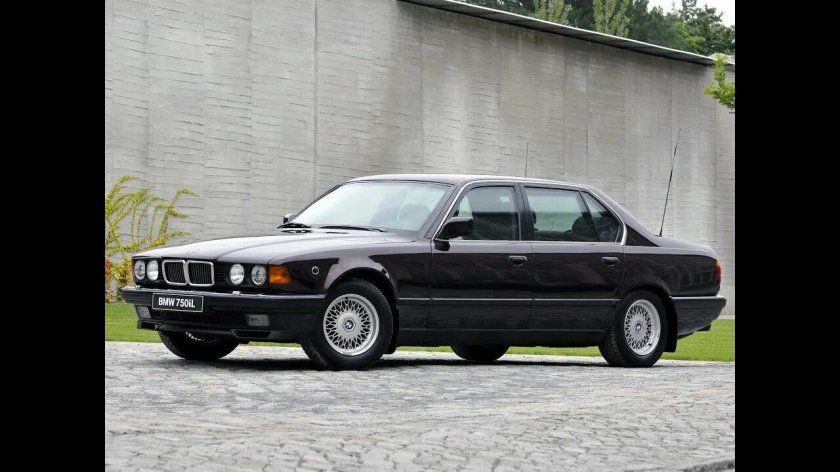 BMW 7 e32