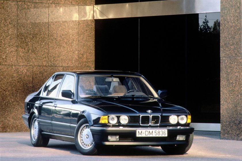 BMW e32