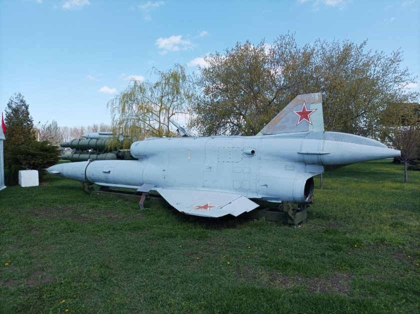 Беспилотник ту 142 Стриж