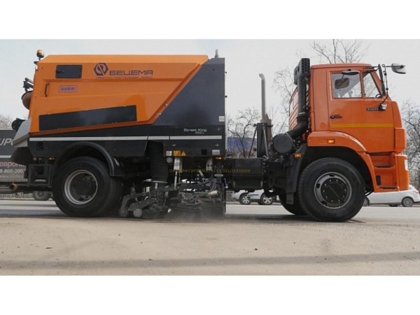 Машина подметально-вакуумная БЦМ-279.1