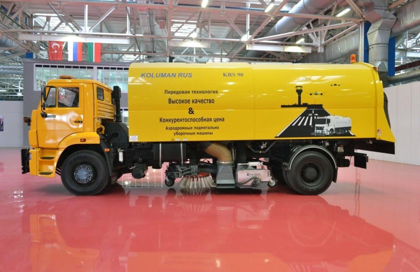 Вакуумная подметально-уборочная машина